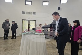 Петрич - гробищен парк - полагане на урната с праха на ветерана Димитър Аврамов