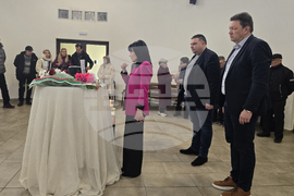 Петрич - гробищен парк - полагане на урната с праха на ветерана Димитър Аврамов