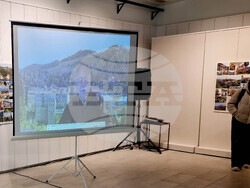 Ямбол - изложба - „Света гора - Атон, през обектива на двама географи”