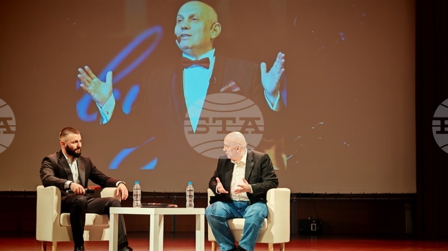 Традициите са най-голямата сила на България, а най-важната ни традиция е прошката, каза в Габрово хореографът Христо Димитров