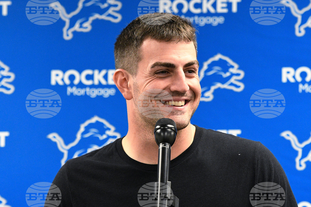 Commanders Blough Football