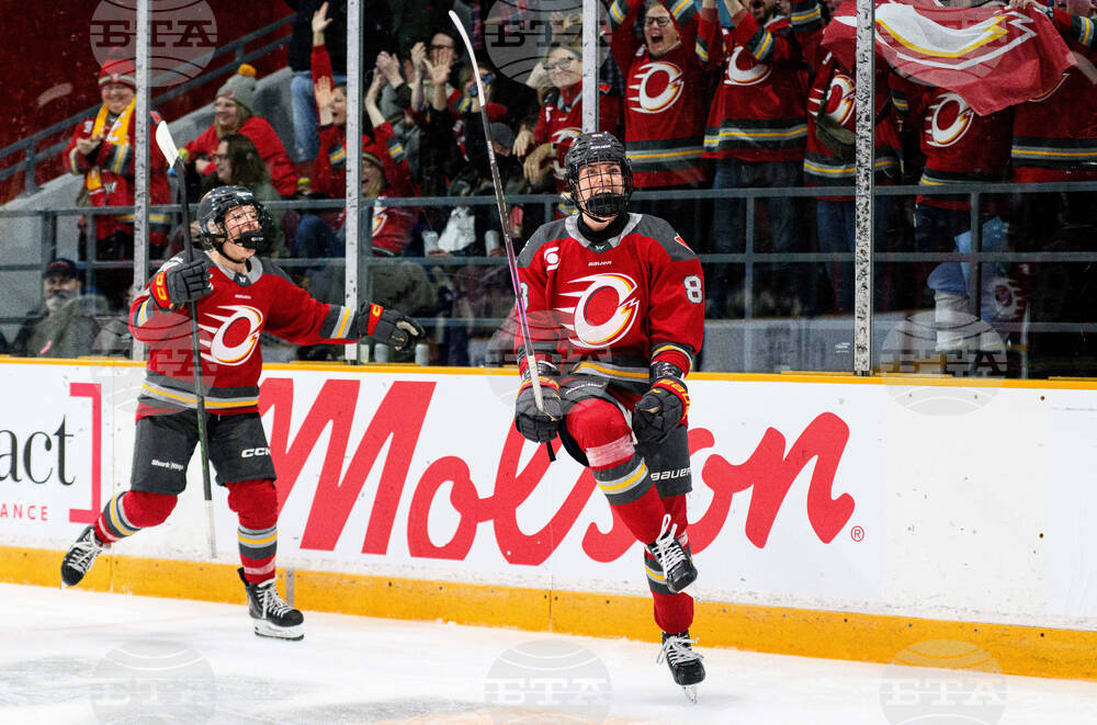 PWHL Goldeneyes Charge Hockey