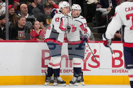 Capitals Blackhawks Hockey