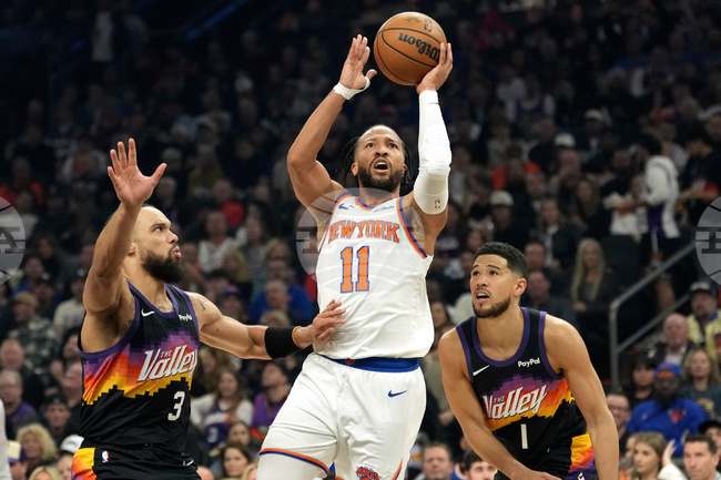 Knicks Suns Basketball