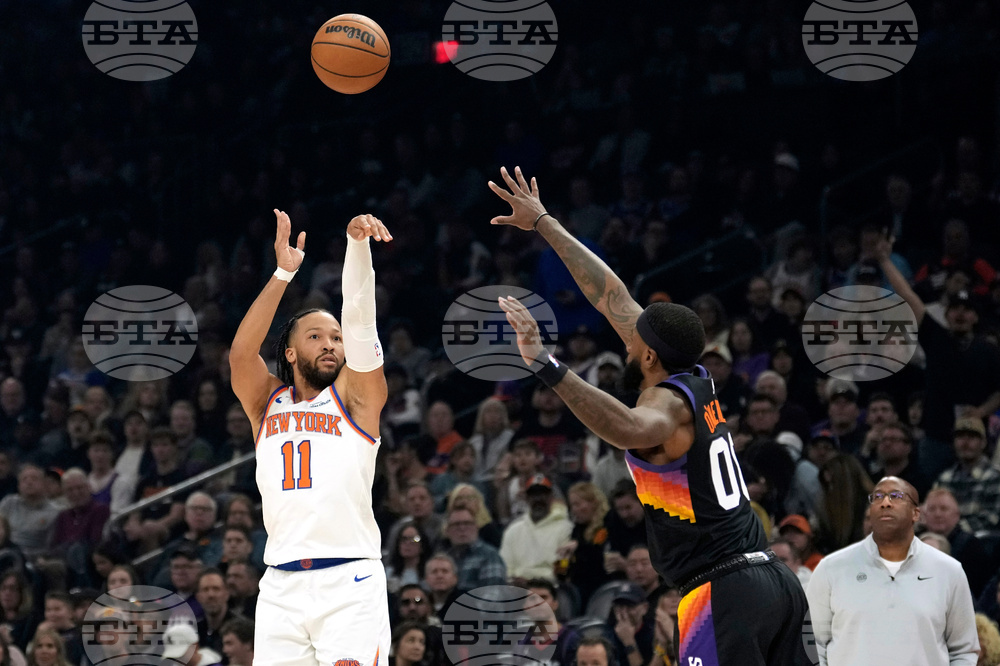 Knicks Suns Basketball