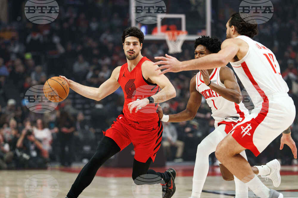 Rockets Trail Blazers Basketball