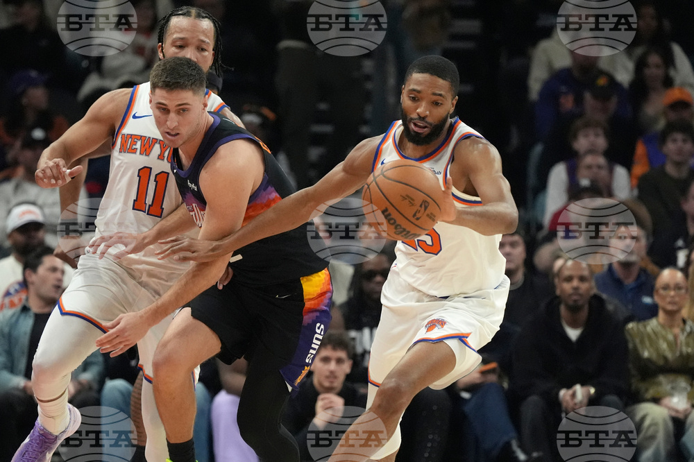 Knicks Suns Basketball