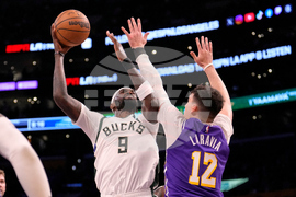 Bucks Lakers Basketball