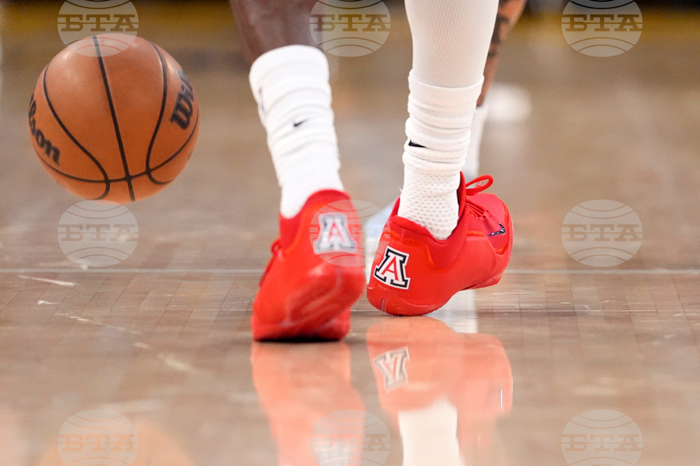 Bucks Lakers Basketball