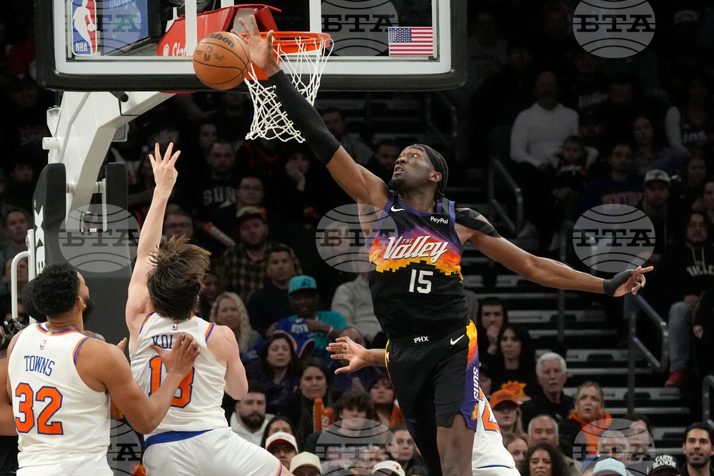 Knicks Suns Basketball