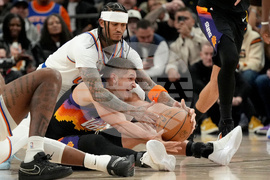 Knicks Suns Basketball