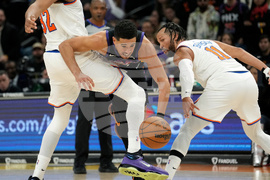Knicks Suns Basketball