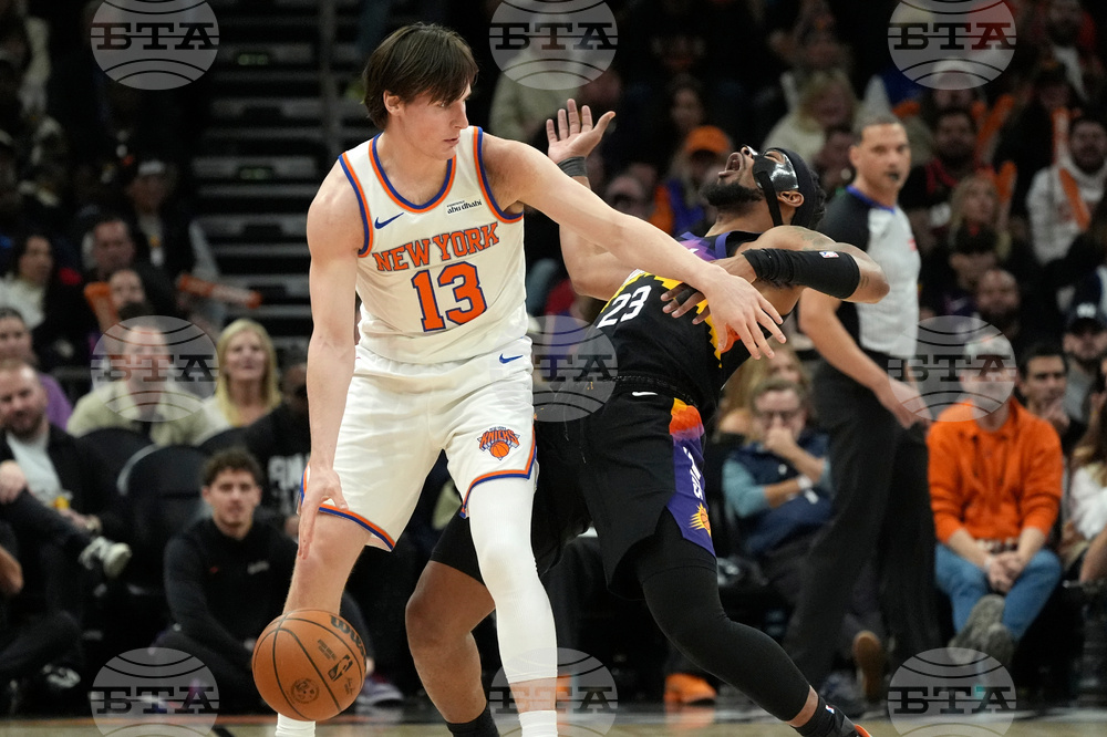 Knicks Suns Basketball