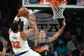 Knicks Suns Basketball