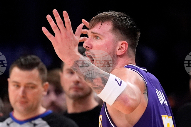 Баскетболистът Лука Дончич планира да продължи да играе за Лос Анджелис Лейкърс въпреки контузията си