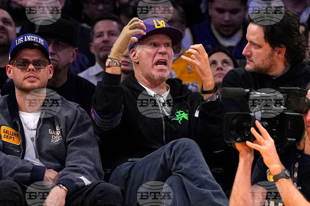 Bucks Lakers Basketball