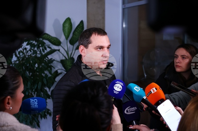 Ако не сменим ръководството на БСП и председателя й, не знам с какви очи ще излезем пред обществото, каза депутатът Иван Петков