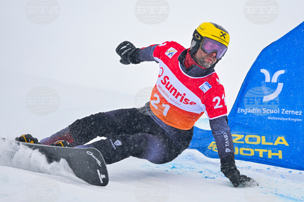 Switzerland Alpine Snowboard