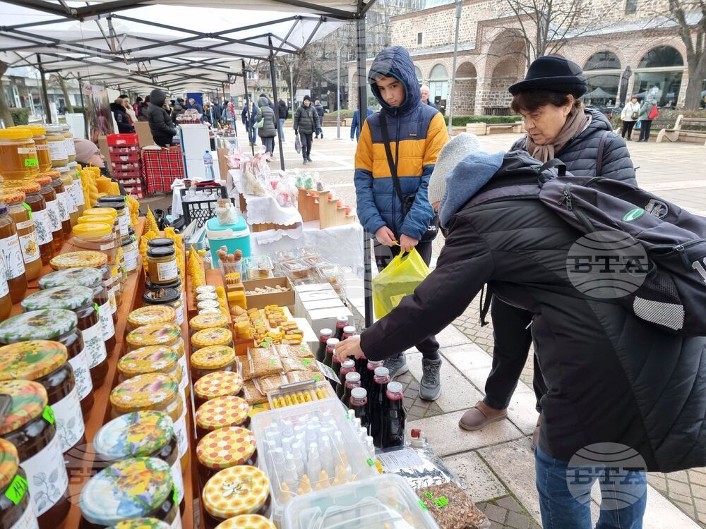 Първото за годината Регионално фермерско-занаятчийско изложение в Ямбол събра отново производители от пет области на Югоизточна България