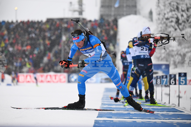 Томазо Джакомел беше най-бърз в преследването от Световната купа по биатлон в Оберхоф, Константин Василев завърши на 30-а позиция, а Благой Тодев е 31-и