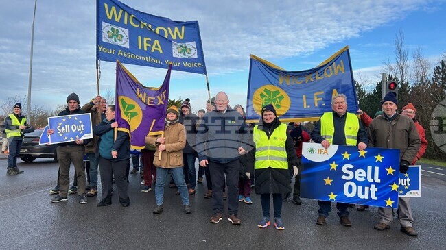 Хиляди ирландски фермери протестират срещу търговското споразумение на ЕС с Меркосур 