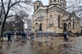 Кървава Коледа - панихида - паметна плоча