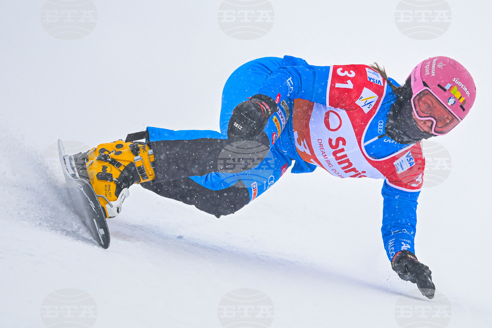 Switzerland Alpine Snowboard