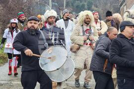 Бобошево - кукери - шествие