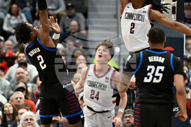 DePaul UConn Basketball