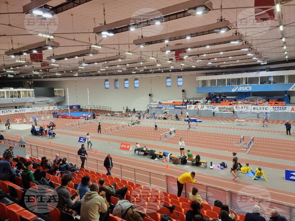 Радина Величкова и Ива Деливерска постигнаха победи на лекоатлетическия турнир "Академик"