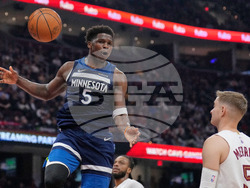 Timberwolves Cavaliers Basketball