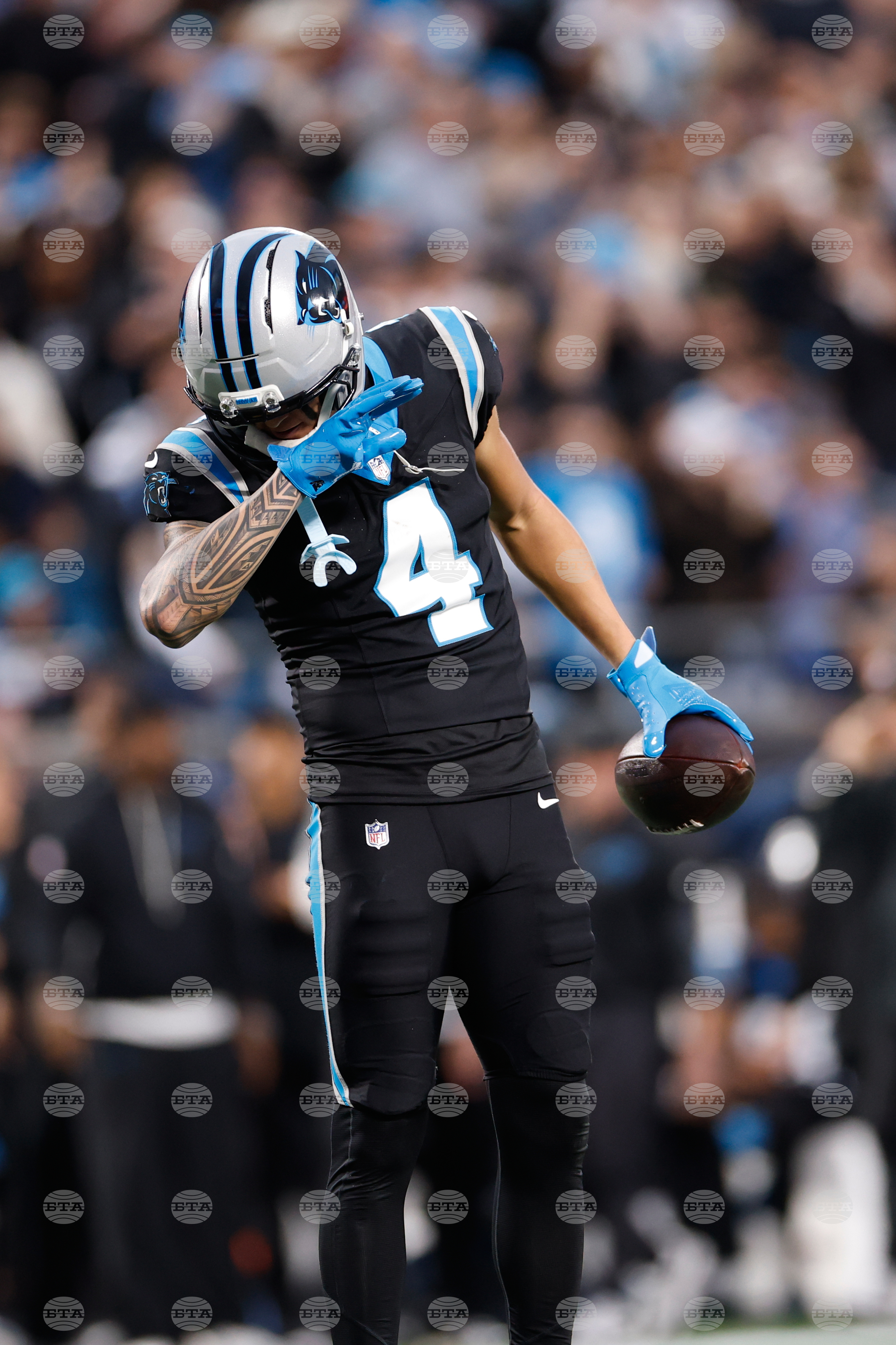 Rams Panthers Football