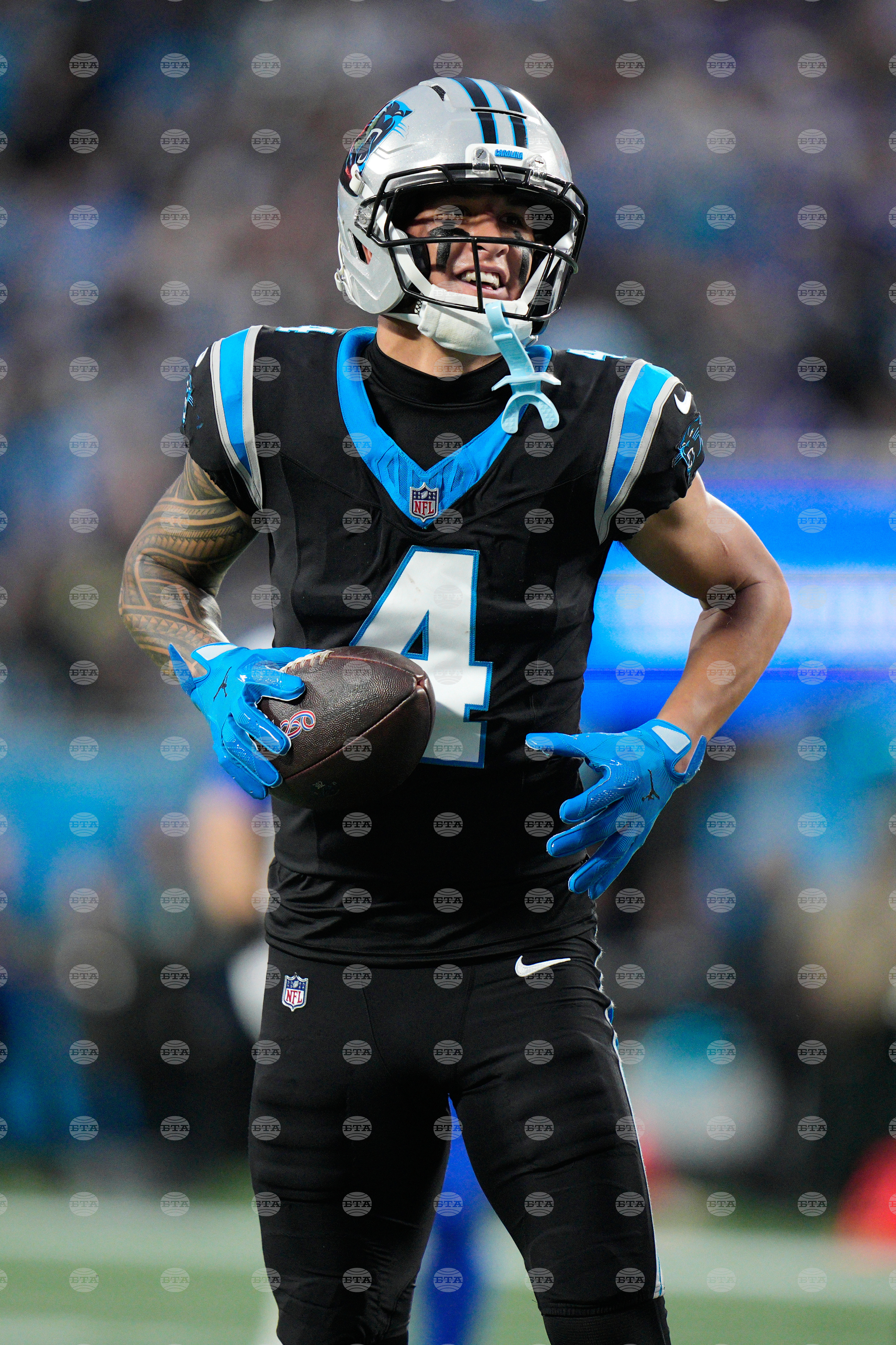 Rams Panthers Football