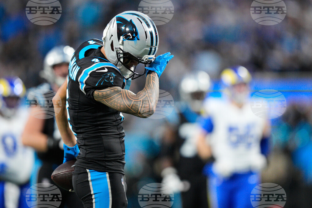 Rams Panthers Football