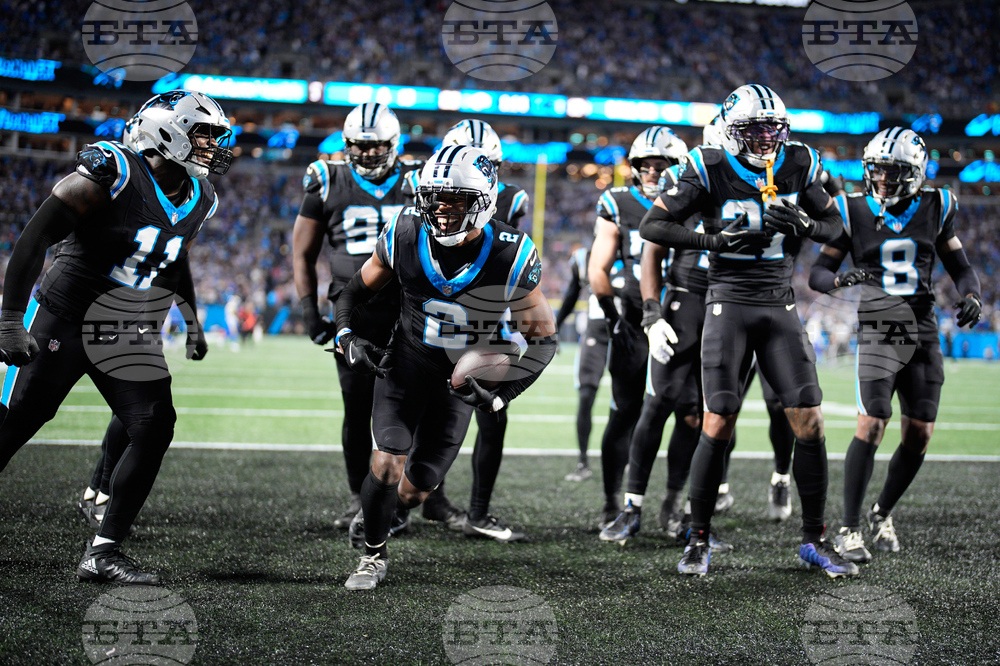 Rams Panthers Football