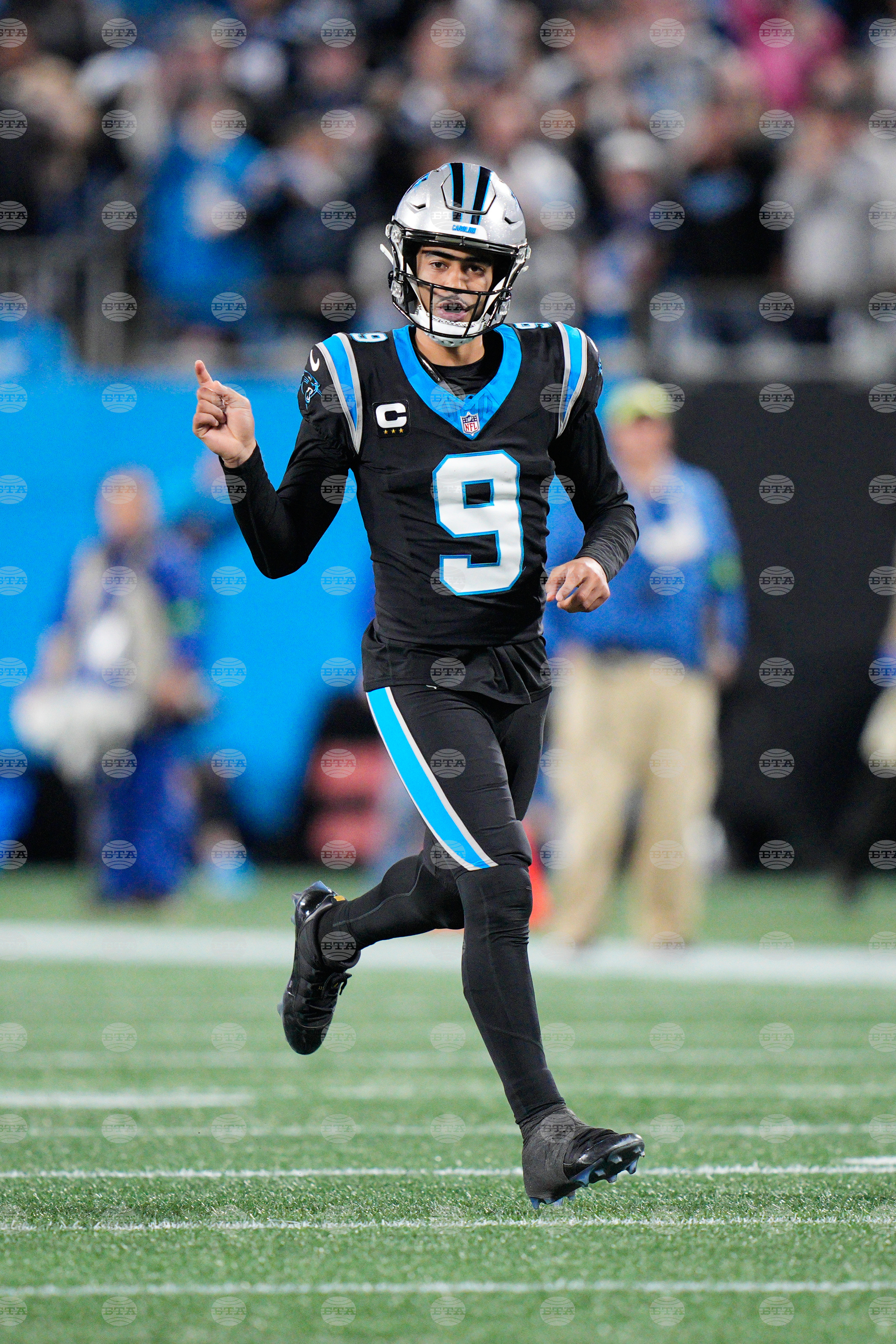 Rams Panthers Football