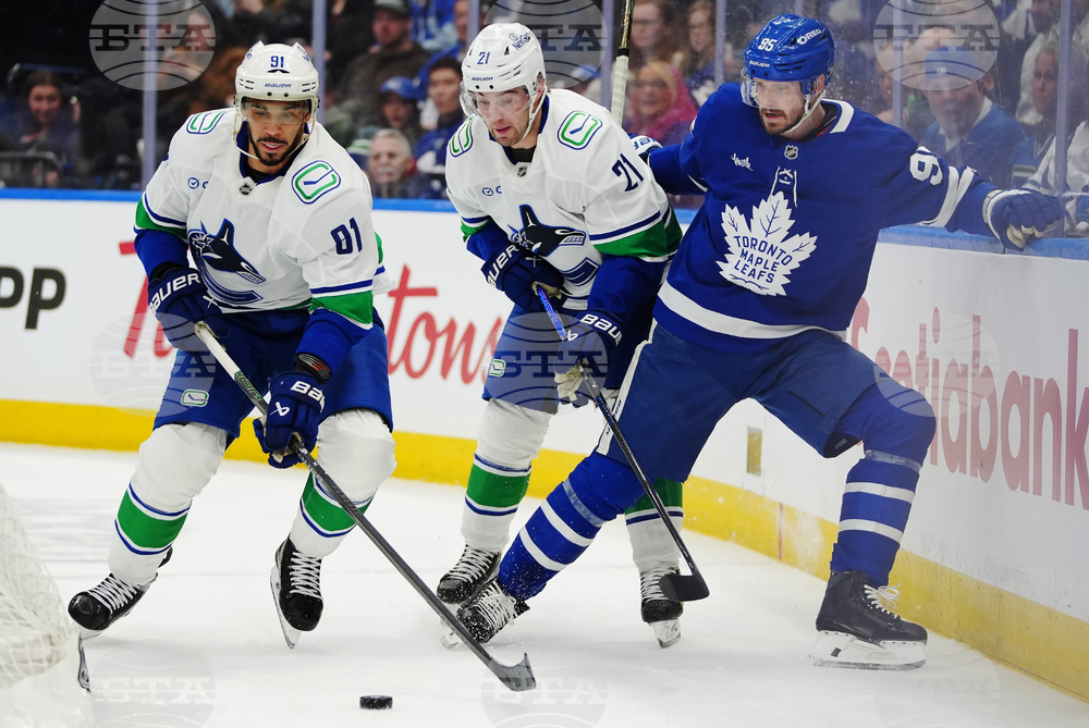 Canucks Maple Leafs Hockey