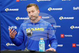 Rams Panthers Football