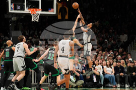 Spurs Celtics Basketball