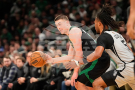 Spurs Celtics Basketball