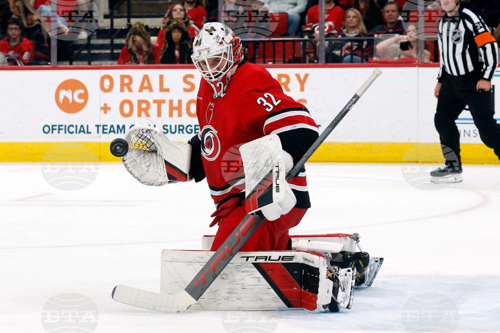 Kraken Hurricanes Hockey