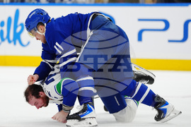 Canucks Maple Leafs Hockey