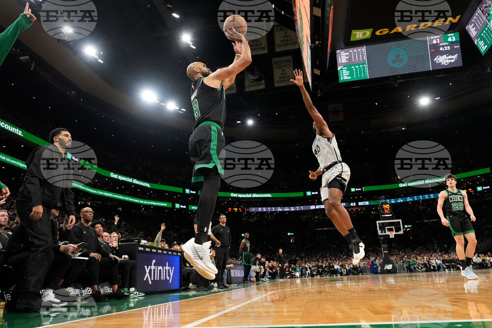 Spurs Celtics Basketball