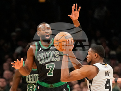 Spurs Celtics Basketball