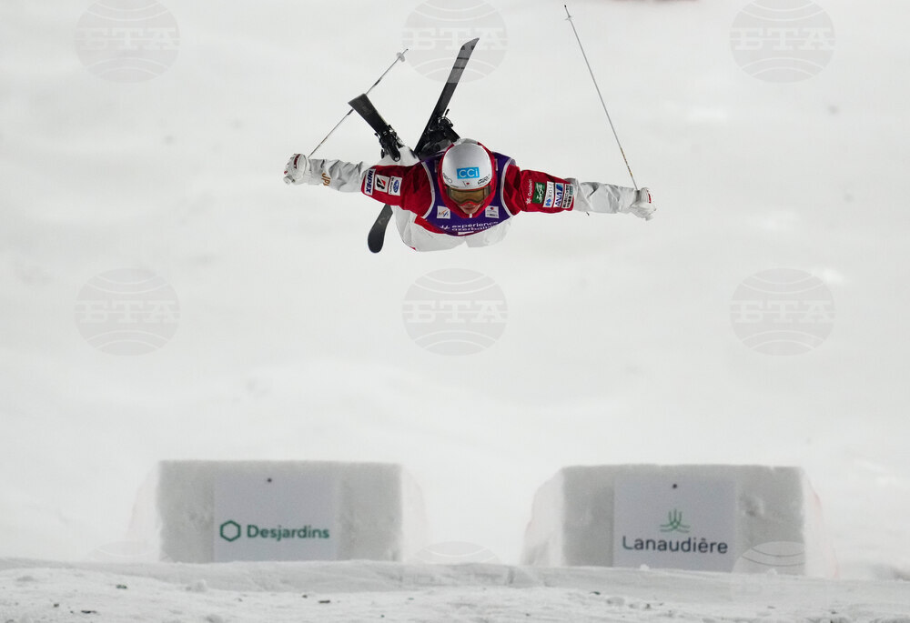 Canada WCup Freestyle Moguls Skiing