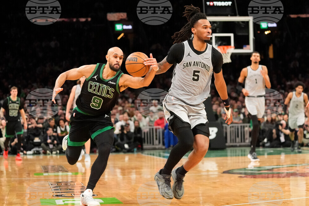 Spurs Celtics Basketball