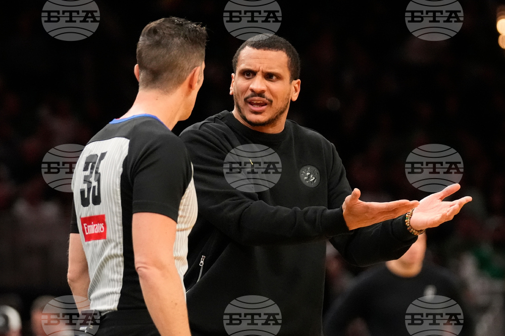 Spurs Celtics Basketball