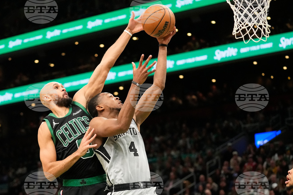 Spurs Celtics Basketball