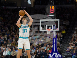 Hornets Jazz Basketball