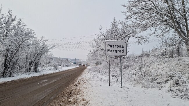 Пътищата в Разградска област се почистват от 16 машини, няма ограничения за движение